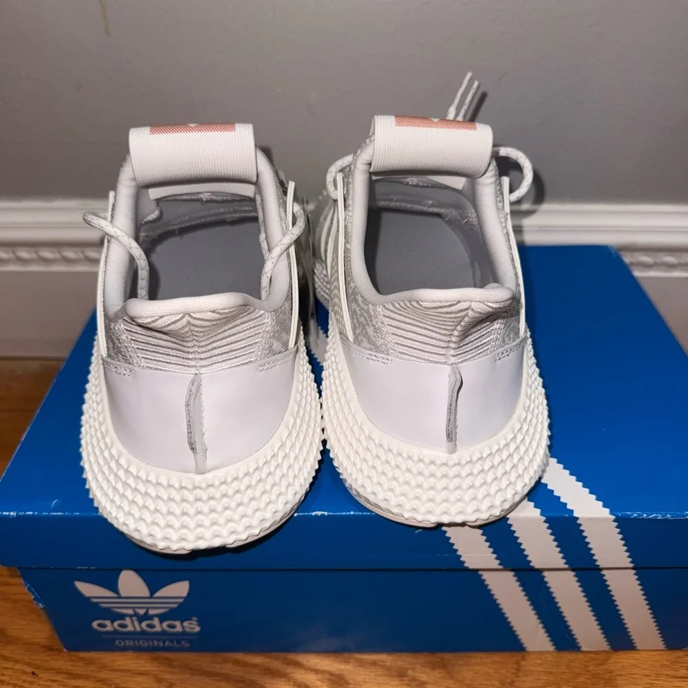 Adidas Shoes - Picture 3 of 5
